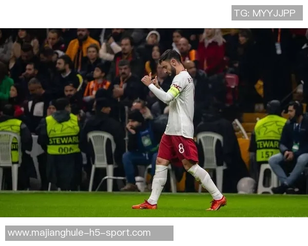 曼联对乌加特标价3000万加拉塔萨雷考虑租借方案