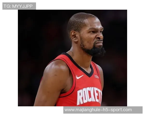 火力全开杜兰特首节独揽13分半场贡献15分4篮板2助攻表现抢眼