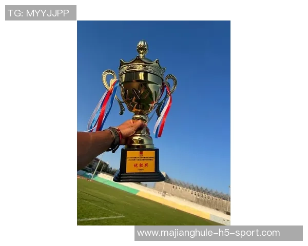 原帅谈球队伤病情况坚信全力以赴能争取佳绩 原帅谈球队伤病情况坚信全力以赴能争取佳绩