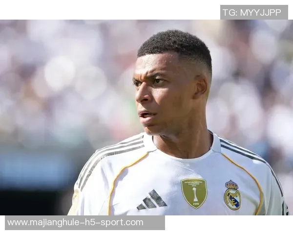 姆巴佩创下新纪录单一自然年为俱乐部打进46球追平方丹传奇成就 姆巴佩创下新纪录单一自然年为俱乐部打进46球追平方丹传奇成就