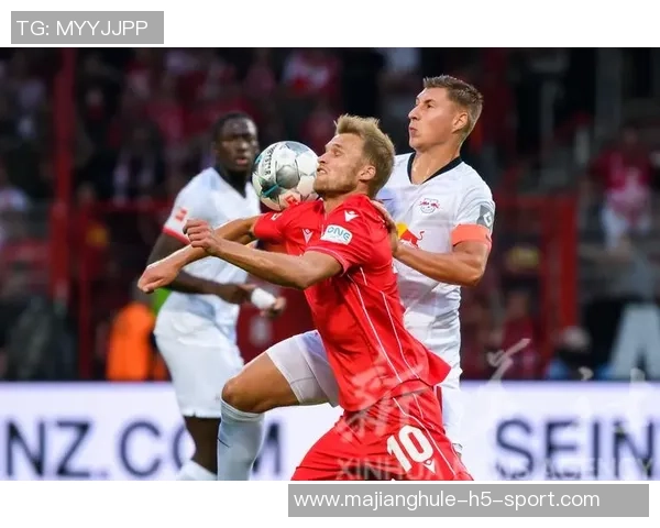 莱比锡新气象面对拜仁挑战劳姆与奥尔班信心满满迎战首循环惨败教训